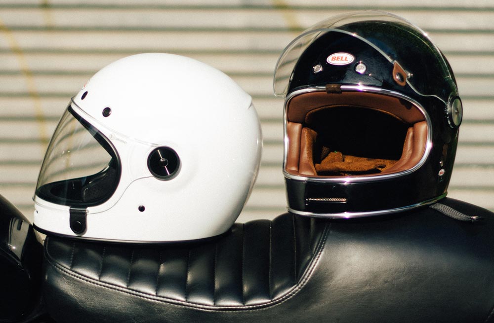 Les casques moto café racer